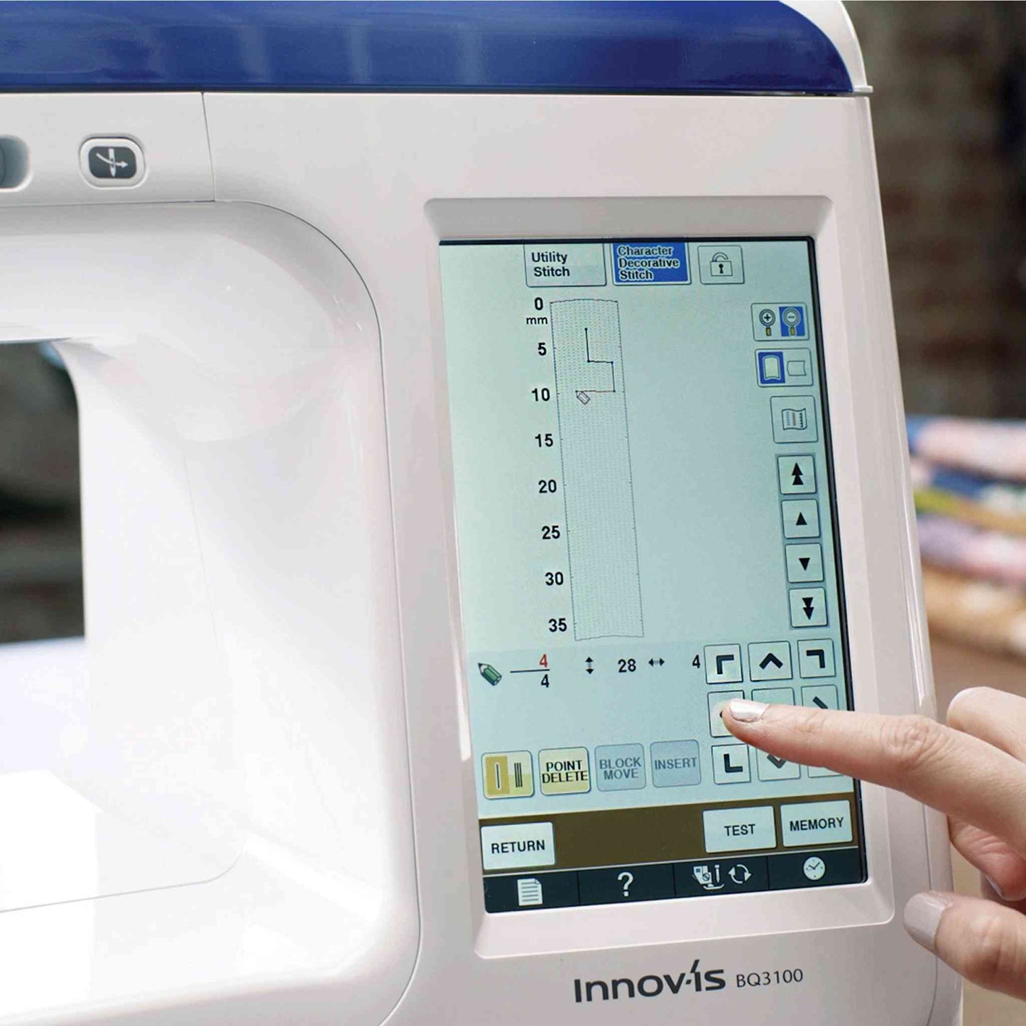 brother bq3100 sewing machine quilt club my custom stitch function being selected on lcd screen