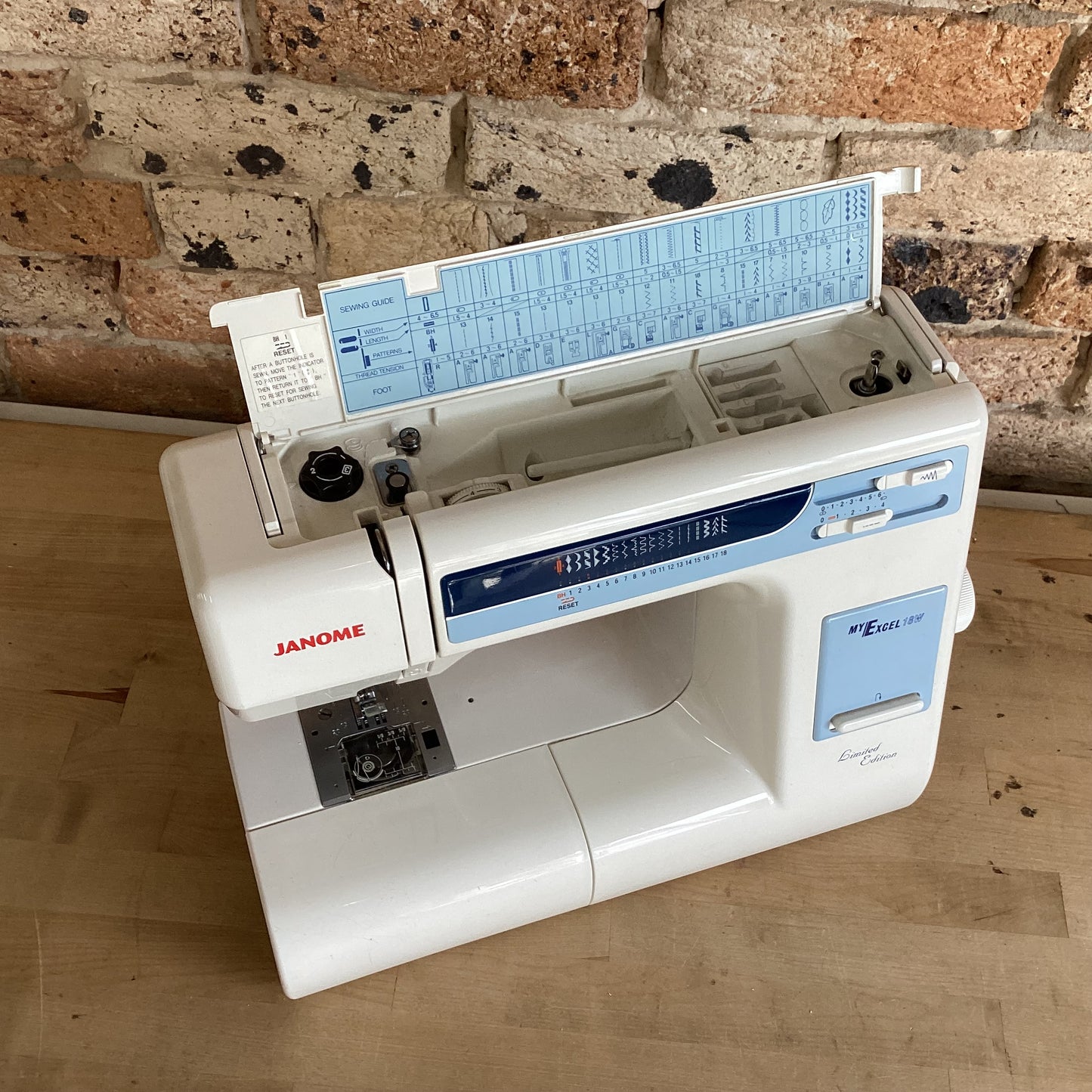 Second Hand JANOME MyExcel 18W Mechanical Sewing Machine