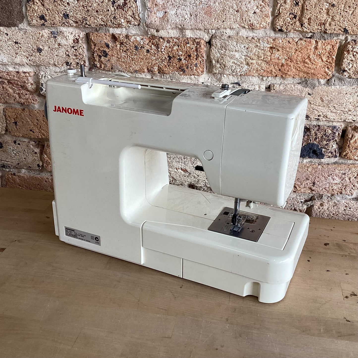 (Ready) Second Hand JANOME Sewist 525S Mechanical Sewing Machine