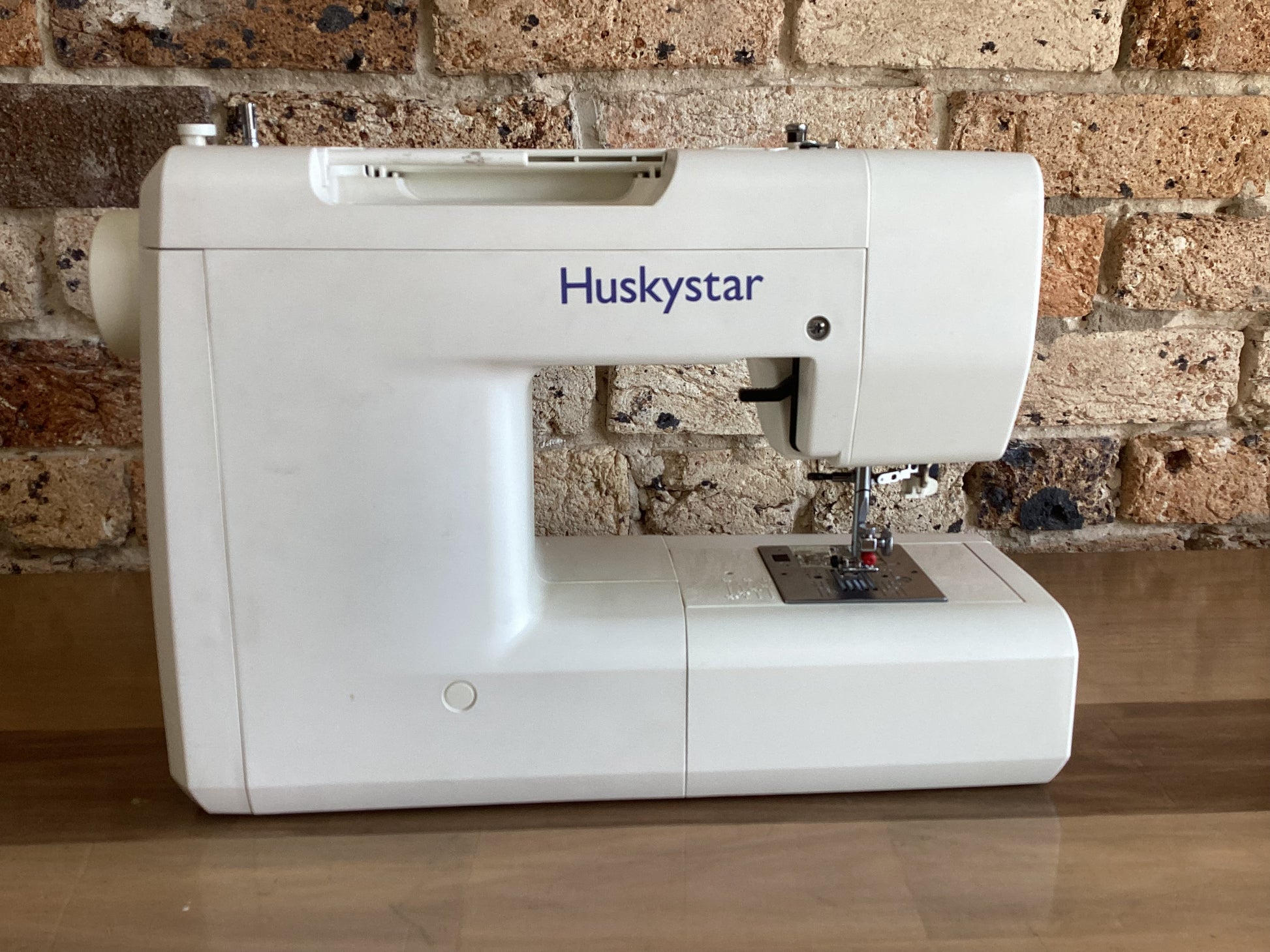 Second Hand Huskystar 224 Bobbin and Ink