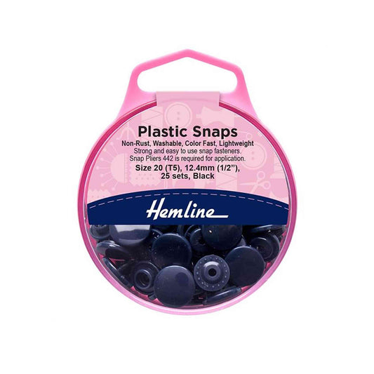 A pack of Hemline branded plastic snaps. 25 sets, black.